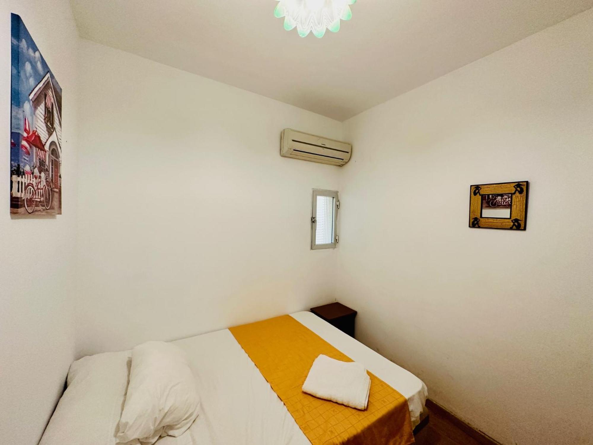 Punta Me Rooms In Madrid Downtown Exterior photo